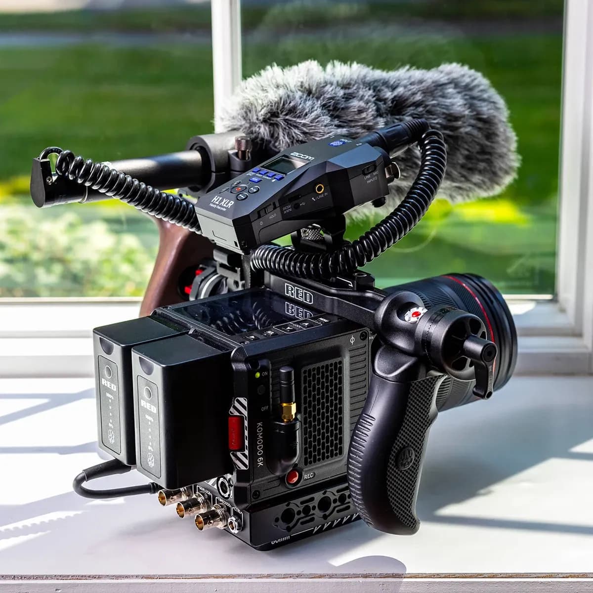 Zoom H1 XLR – Grabadora de Audio Portátil 32-Bit Float con Entradas XLR/TRS - Miniatura 6 en LEMM DJ Store