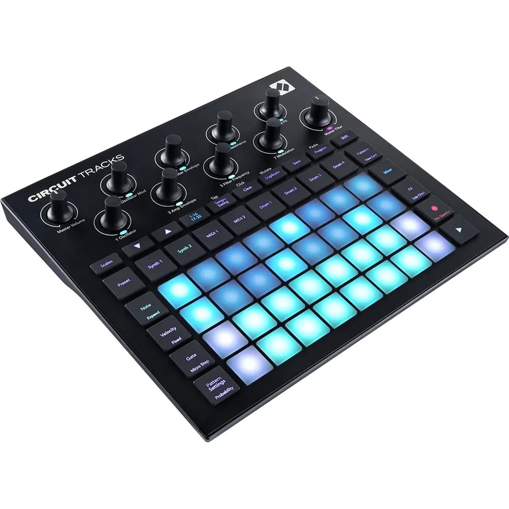 Novation Circuit Tracks – Groove Box Standalone con Sintetizadores y Secuenciador - Miniatura 1 en LEMM DJ Store