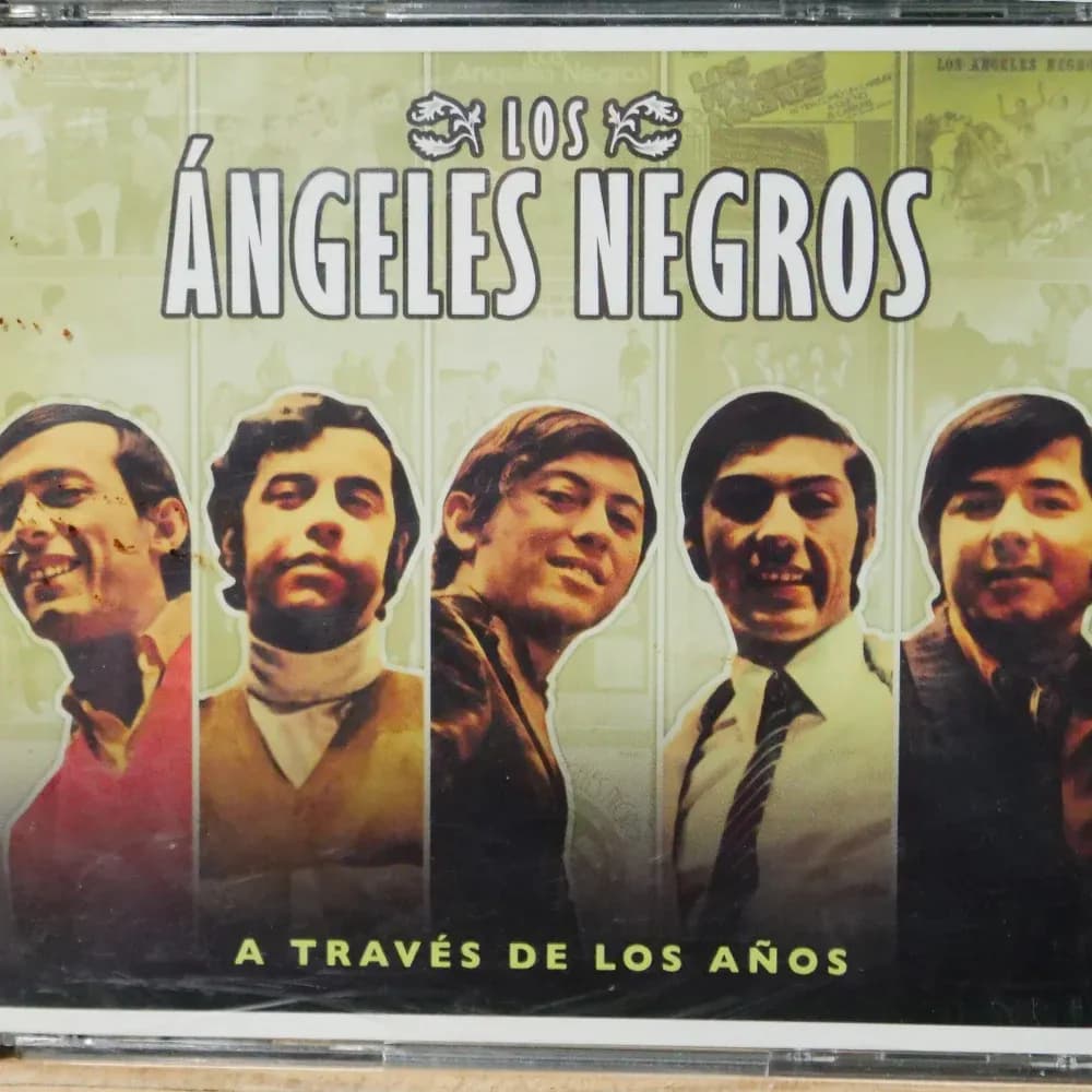 Los Ángeles Negros – A Través De Los Años (Box 3 CD + DVD usado VG+) - Miniatura 1 en LEMM DJ Store