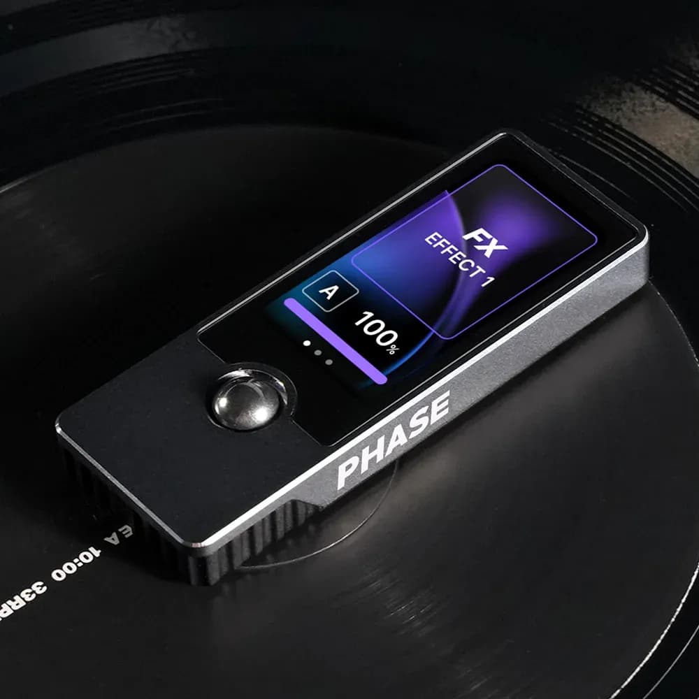 Phase Pro — Control DVS inalámbrico con pantallas OLED táctiles (2 Remotes) (Pre Venta) - Miniatura 2 en LEMM DJ Store