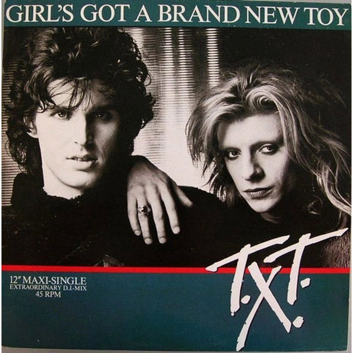 T.X.T. – Girl's Got A Brand New Toy (Vinilo usado) (VG+)